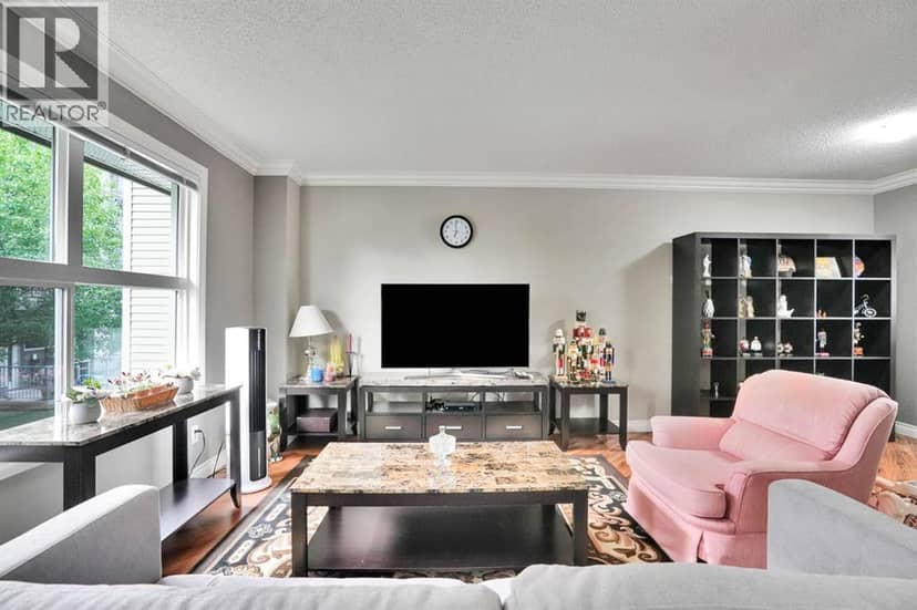 199 Cedarwood Lane SW, Calgary, photo 3