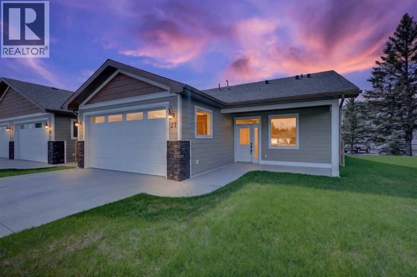 27, 610 4 Avenue SW, Sundre, photo 2