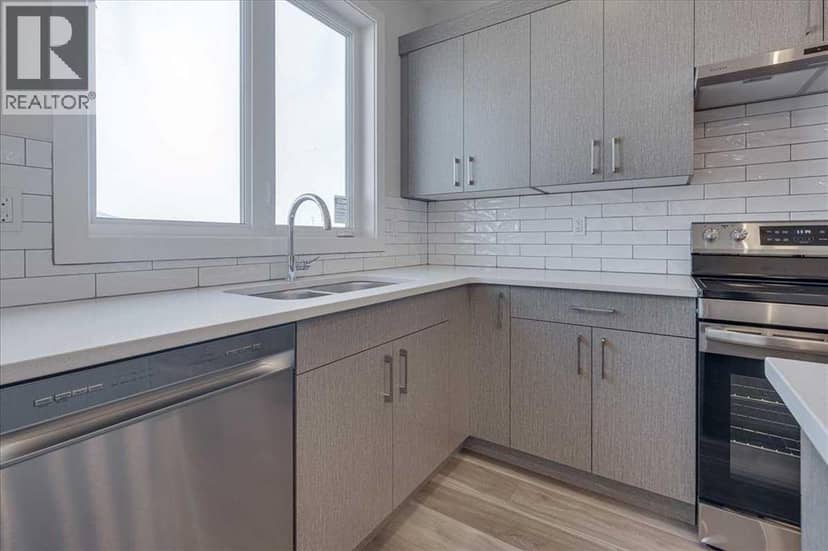 12 Memorial Parkway, Rural Red Deer County, photo 8