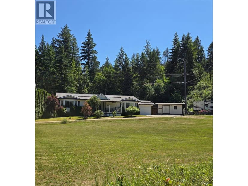 8758 HOLDING Road Unit# 14, Adams Lake