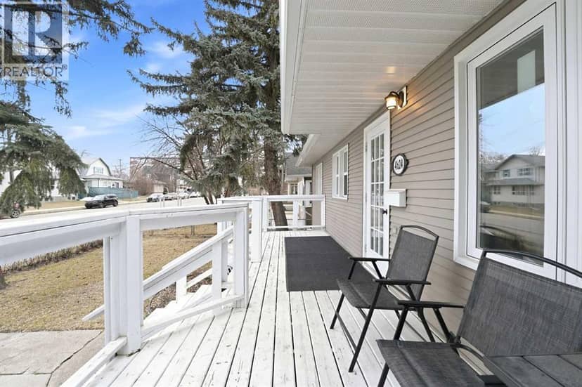 4624 49 Street, Red Deer, photo 3