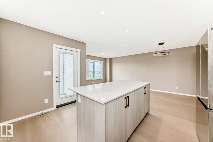 1214 Stoneside RD, Sherwood Park, photo 5