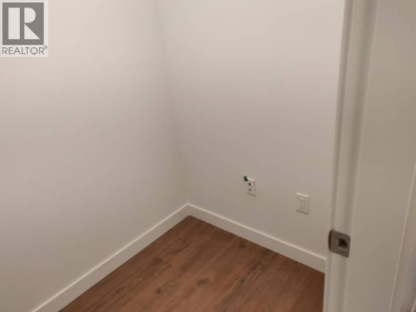 414 645 COMO LAKE AVENUE, Coquitlam, photo 7