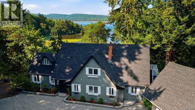 302 Roland Rd, Ladysmith