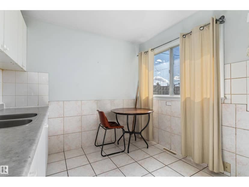 13003 Sherbrooke Av NW, Edmonton, photo 7