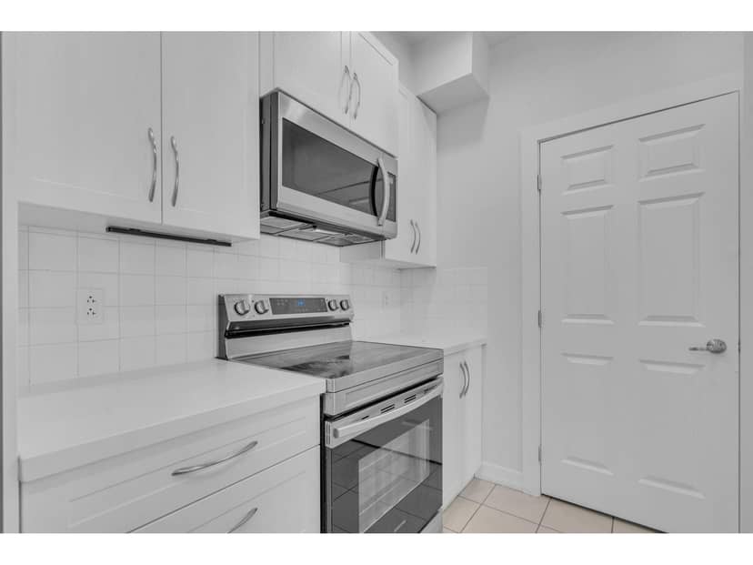 415 10237 133 STREET, Surrey, photo 6