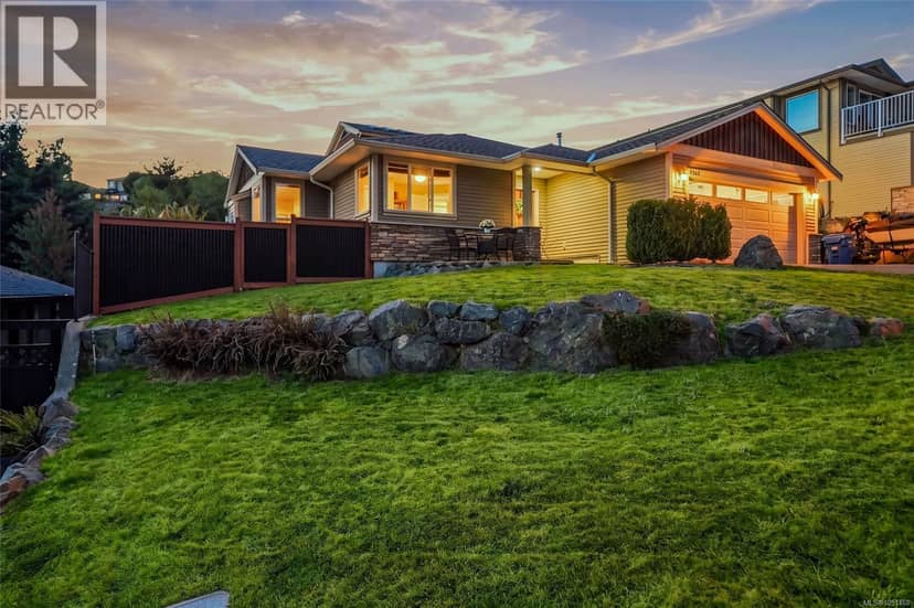 5161 Owlstone Pl, Nanaimo
