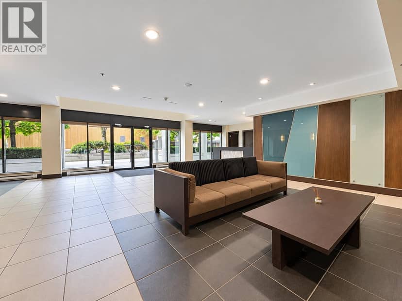 815 5811 NO.3 ROAD, Richmond, photo 3
