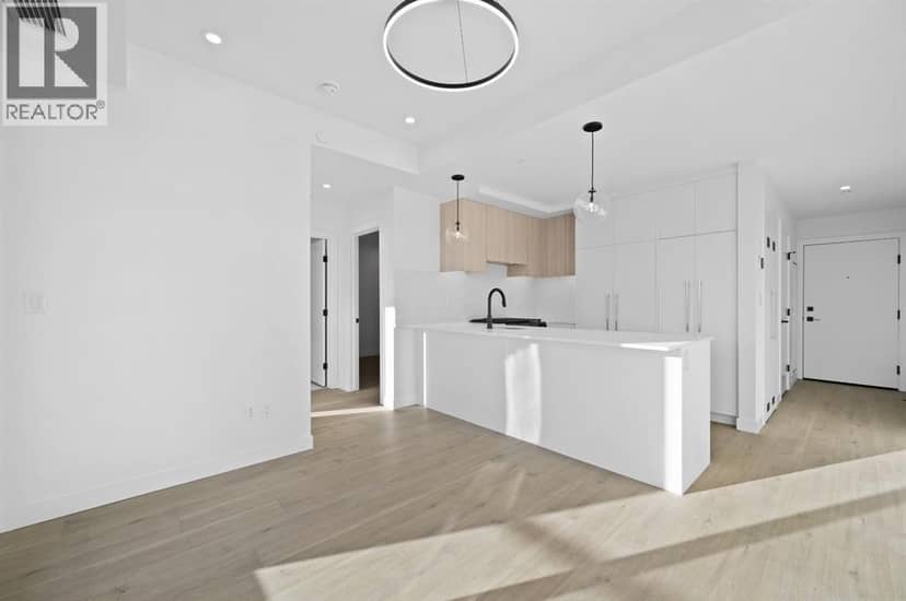 701, 8375 Broadcast Avenue SW, Calgary, photo 5