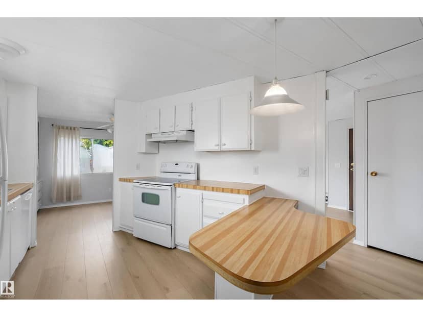 #39 12604 153 AV NW, Edmonton, photo 5