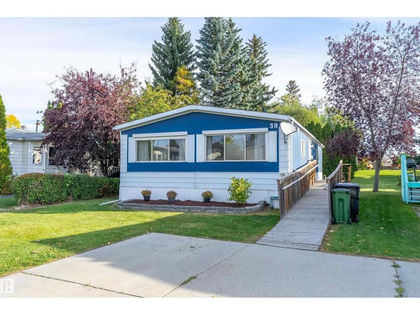 #39 12604 153 AV NW, Edmonton, photo 3