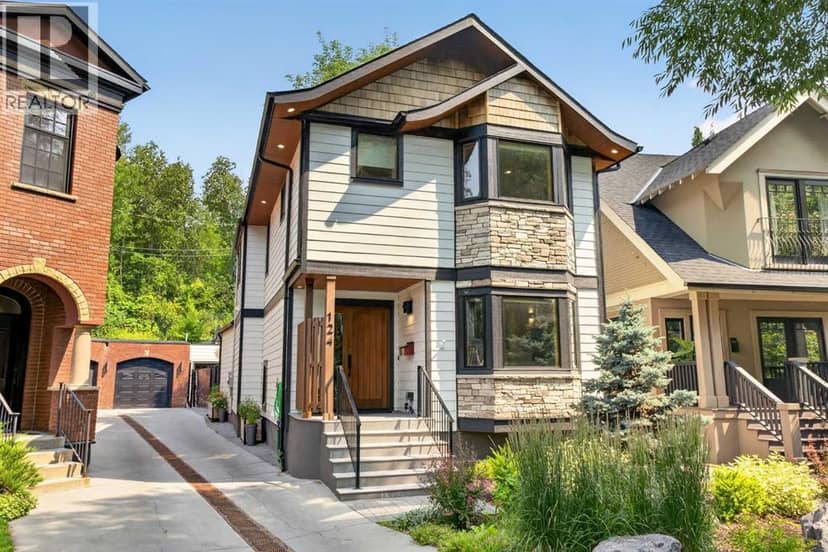 124 Garden Crescent SW, Calgary, photo 2