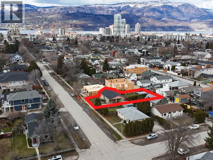 958 Stockwell Avenue, Kelowna