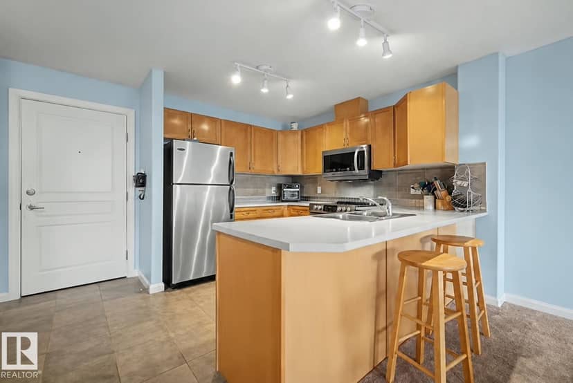 #303 530 Hooke Rd NW, Edmonton, photo 3