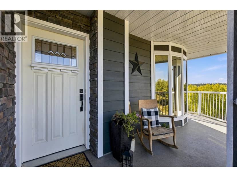 3152 HUSTON ROAD, 150 Mile House, photo 2