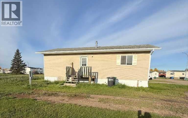 79 Deerglen Trailer Park, High Level, photo 2