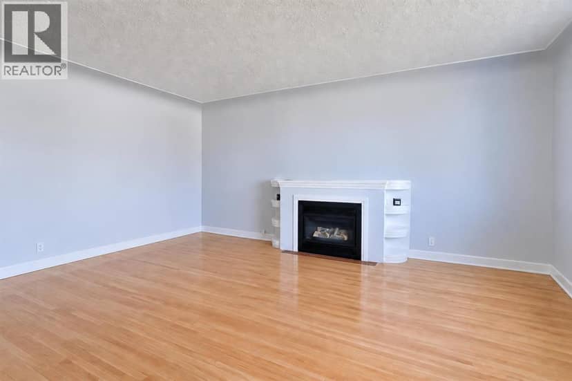 824 5 Street S, Lethbridge, photo 3