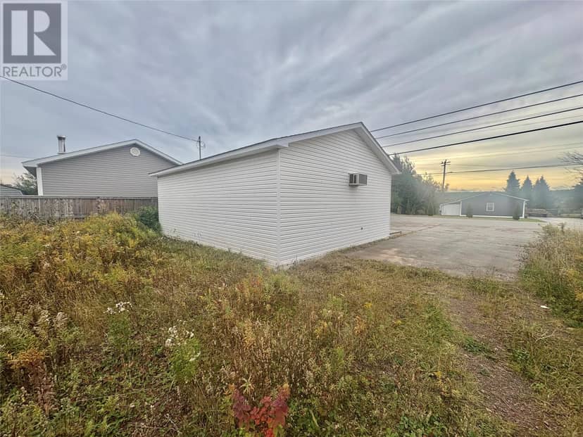 530 Main Street, Bishop's Falls, photo 5