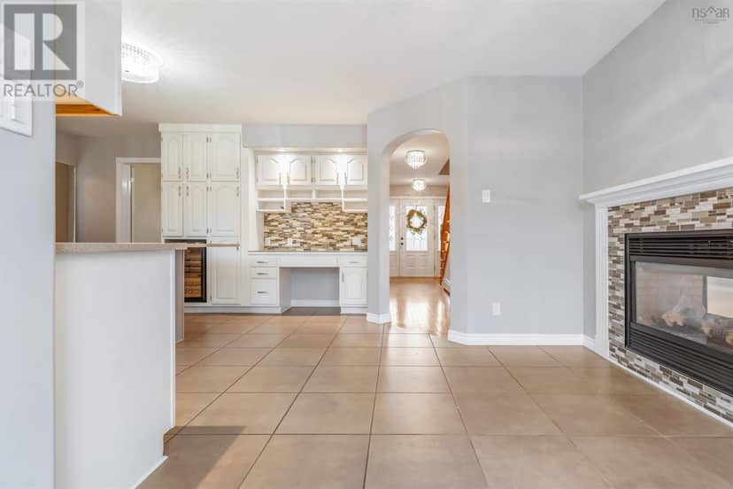 17 Pineview Crescent, Stellarton, photo 4