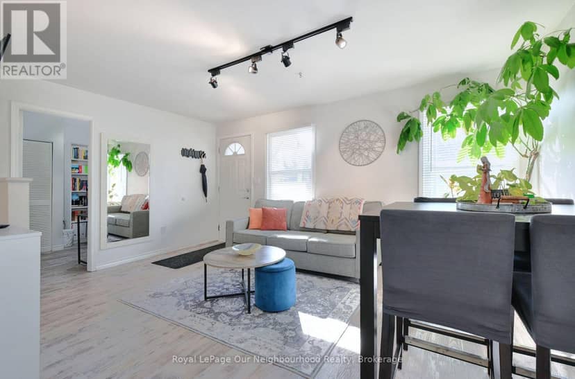 760 New Romaine Street, Peterborough, photo 6