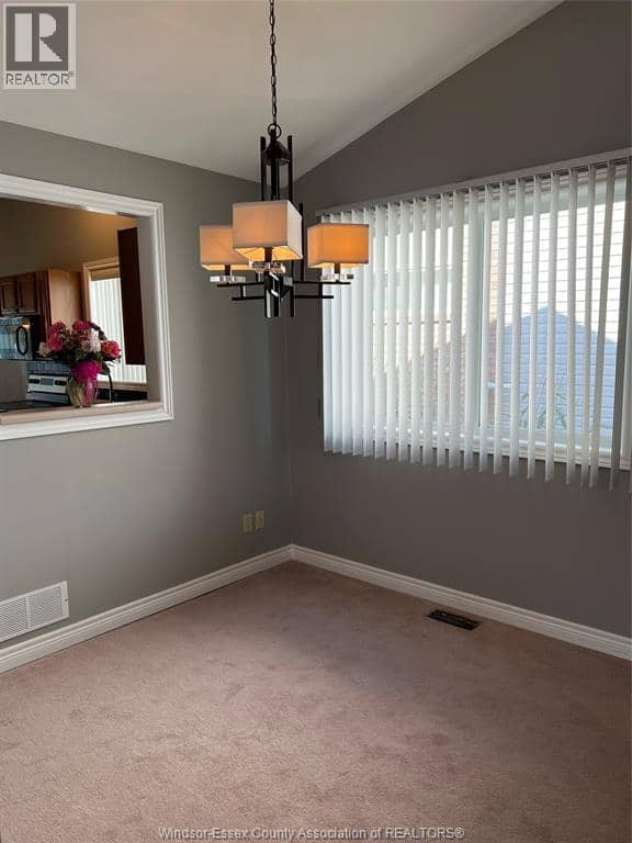 9 Erie Glen CRESCENT, Leamington, photo 5
