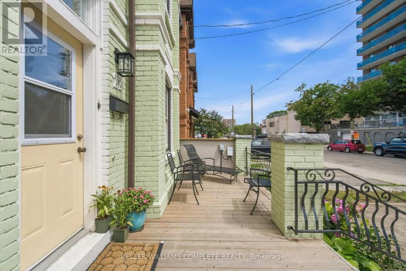22 Spring Street, Hamilton, photo 3