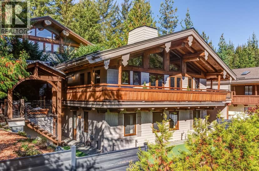 6403 ST ANDREW'S WAY, Whistler