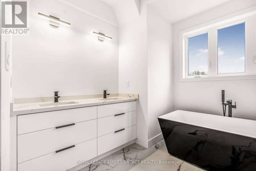 28 Alderwood Lane, Barrie, photo 8