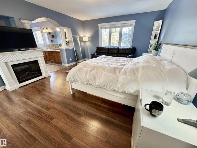 4825 Ada Bv NW, Edmonton, photo 8