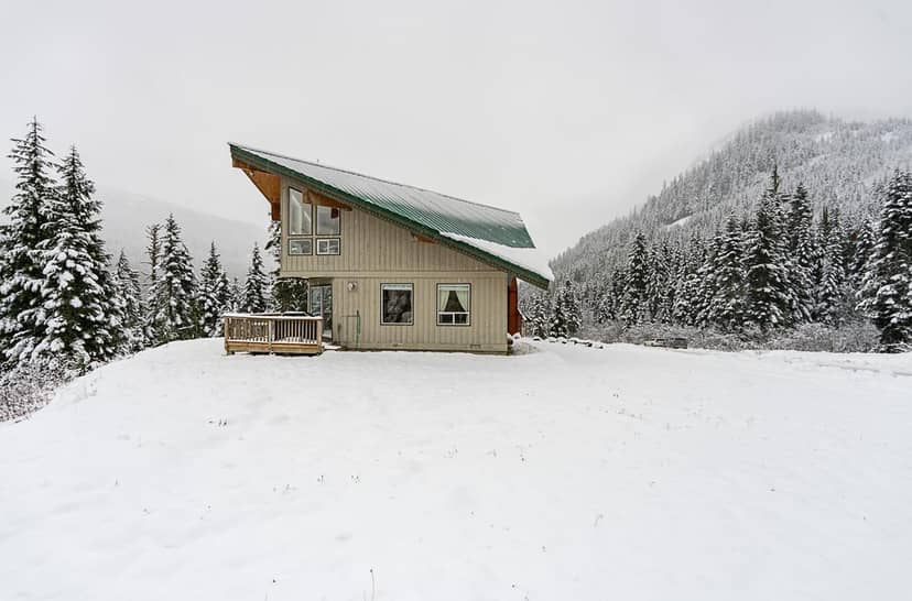 20806 SAKWI CREEK ROAD, Agassiz
