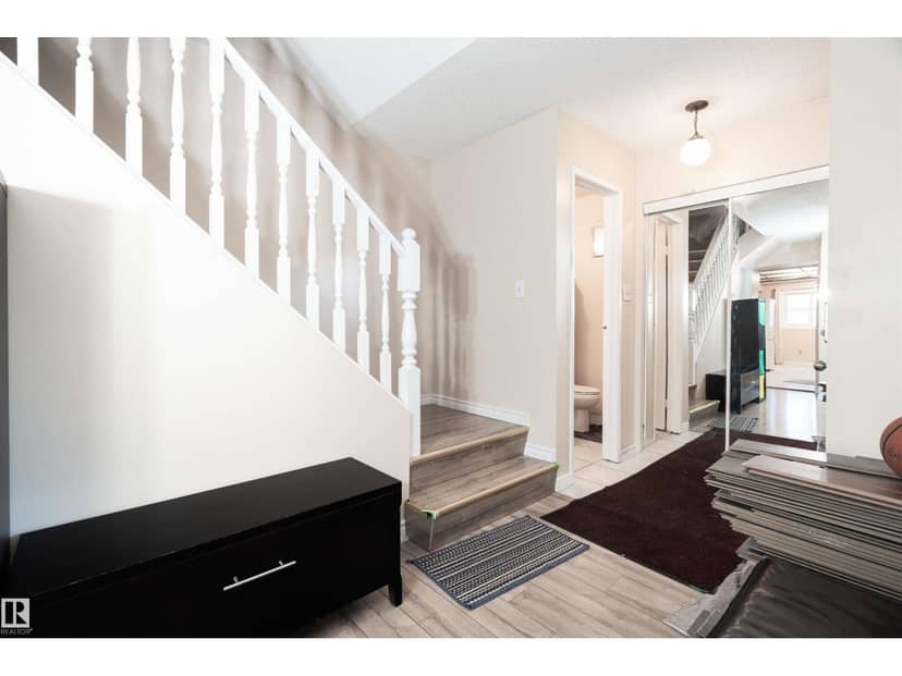 #58 2020 105 ST NW, Edmonton, photo 3