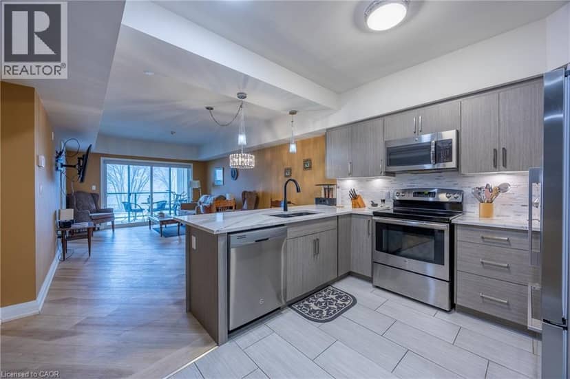 12 ERIE Boulevard Unit# 203, Long Point, photo 6