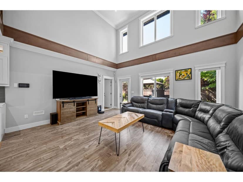 27247 33B AVENUE, Langley, photo 2