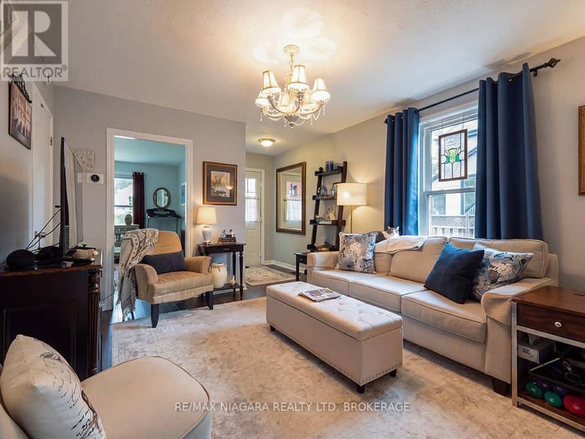 310 Clarence Street, Port Colborne, photo 5