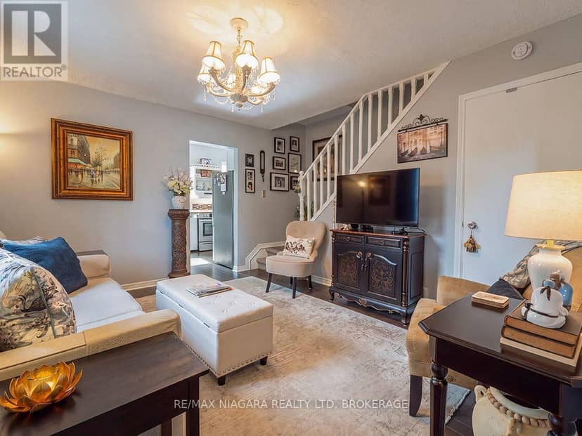 310 Clarence Street, Port Colborne, photo 6
