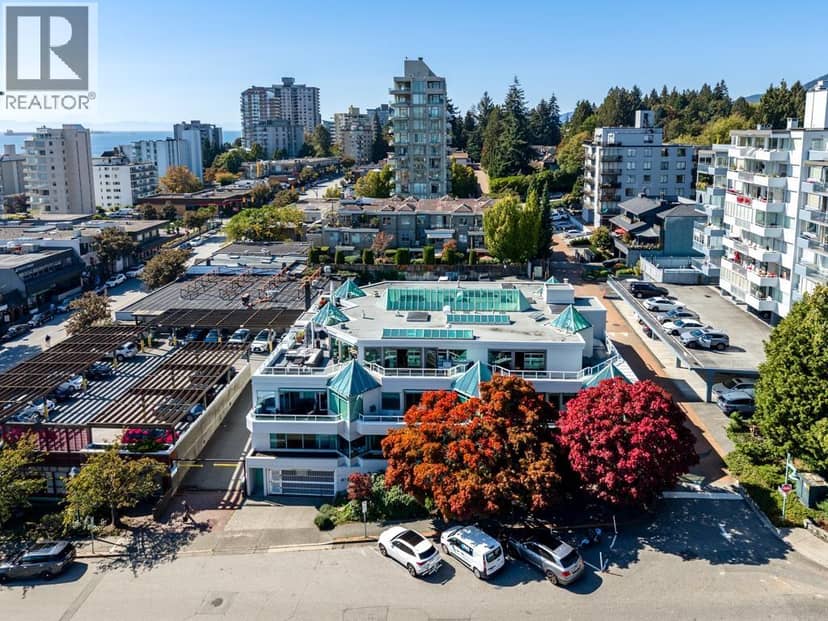 204 565 17 STREET, West Vancouver