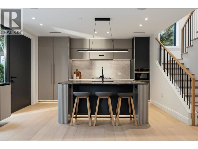 2 1183 W 33RD AVENUE, Vancouver