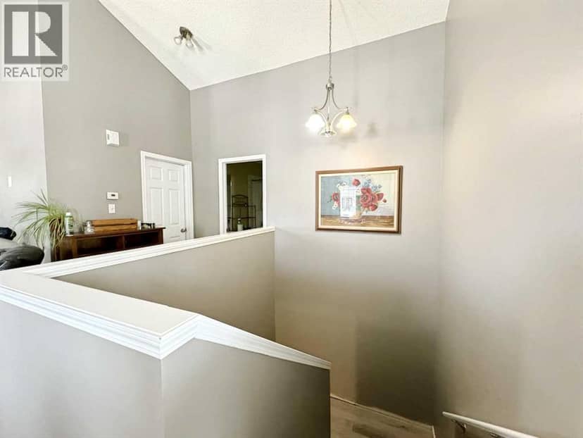 101 Channelside Cove SW, Airdrie, photo 6