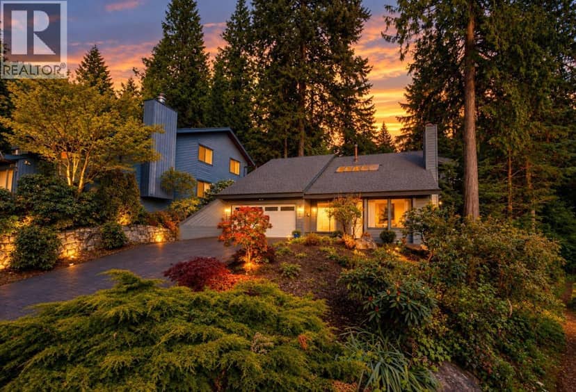 5520 HUCKLEBERRY LANE, North Vancouver