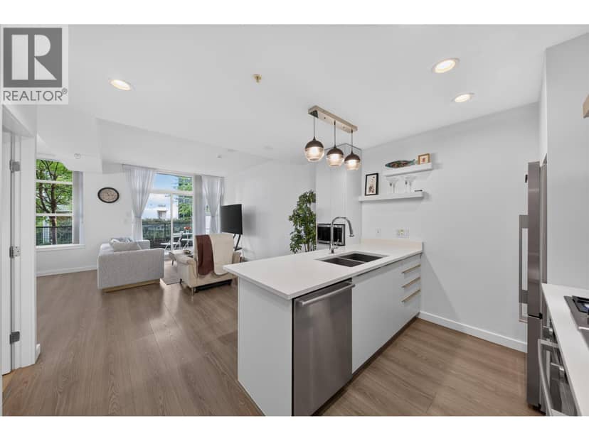 3 8633 Capstan Way, Richmond, photo 5