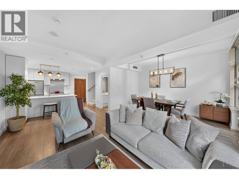 3 8633 Capstan Way, Richmond, photo 4
