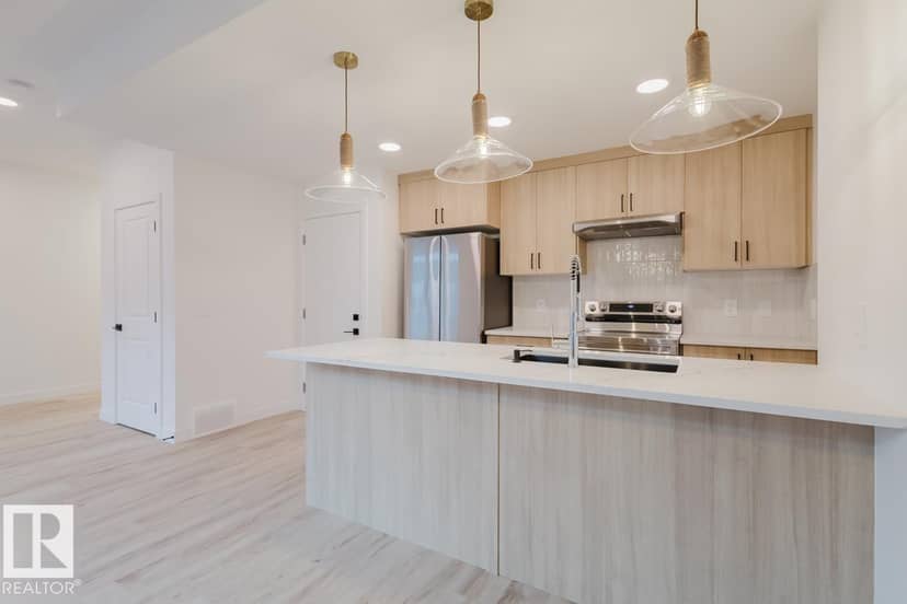 #3 16231 19 Avenue SW, Edmonton, photo 3