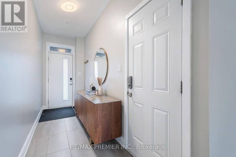 34 Dalhousie Street, Vaughan, photo 3