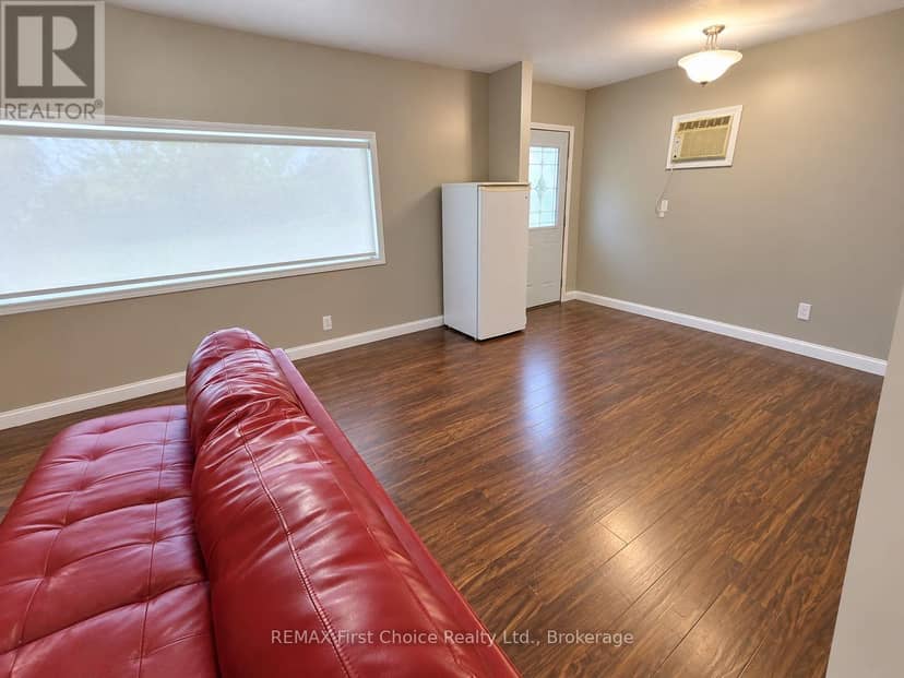216 Second Street Street, Rainy River, photo 2