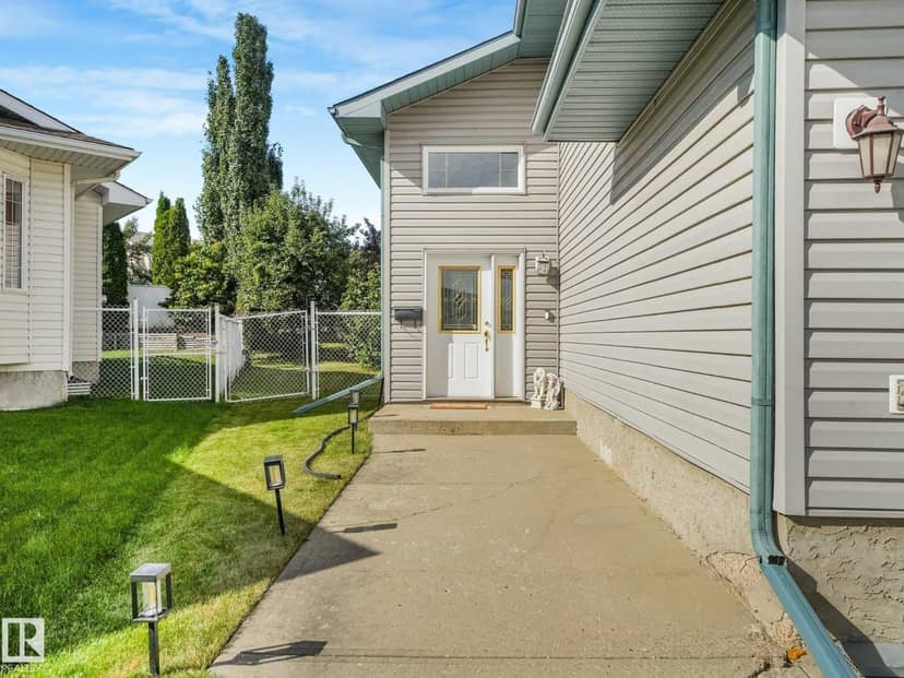 247 Hooper Cr NW, Edmonton, photo 5