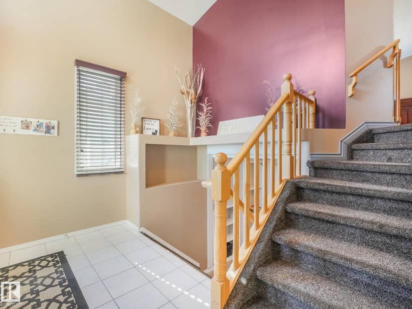 247 Hooper Cr NW, Edmonton, photo 6