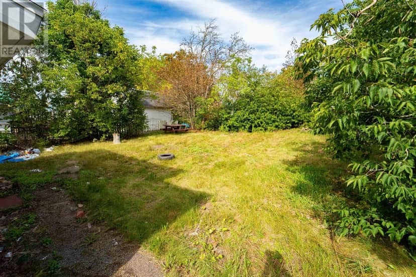 24 Pleasant Street, Springhill, photo 7