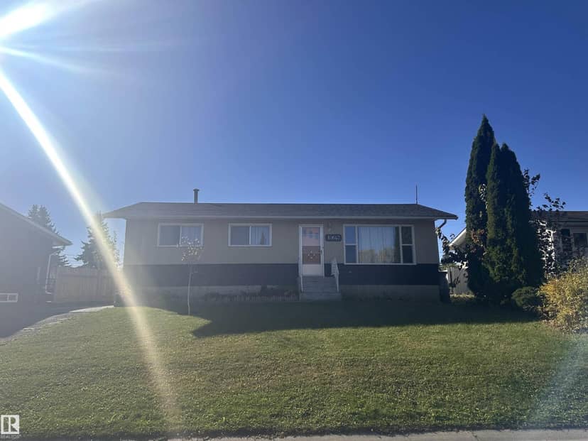 10647 106 ST, Westlock, photo 2