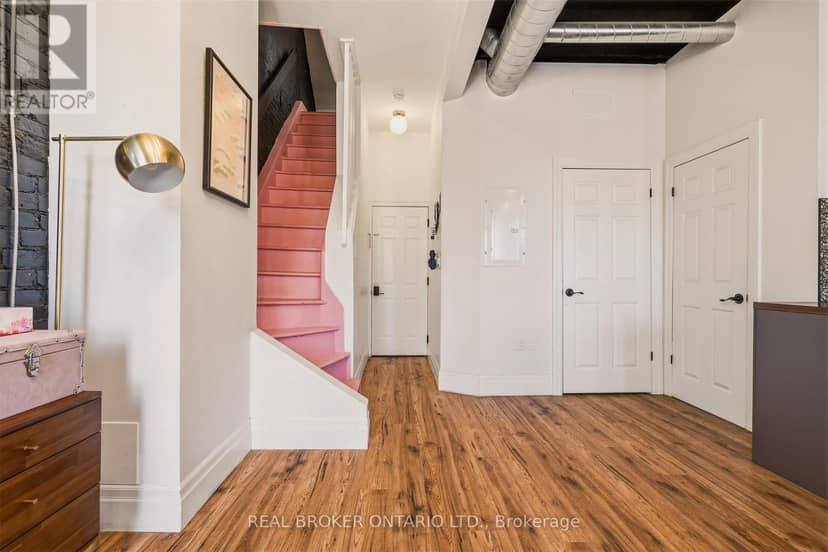 158 Hunter Street E, Hamilton, photo 5