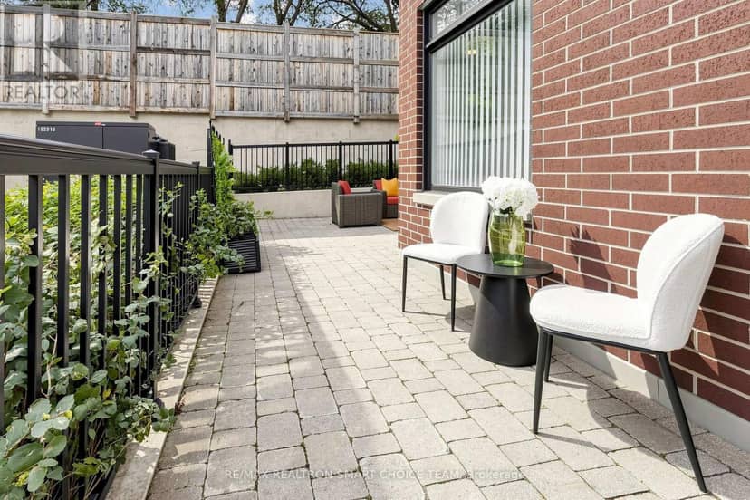 108 - 130 Canon Jackson Drive, Toronto, photo 5